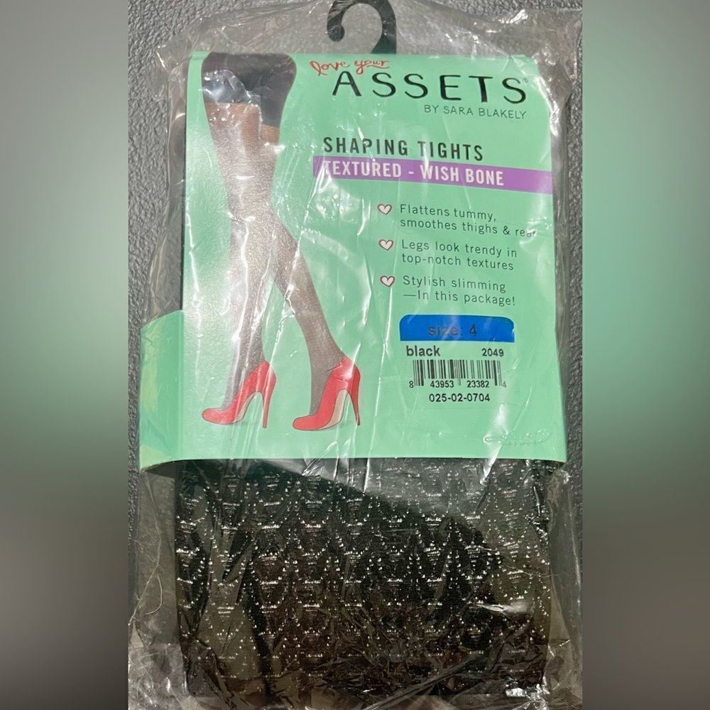 New in package- Assets by Spanx Shaping tights - size 4 wishbone Black